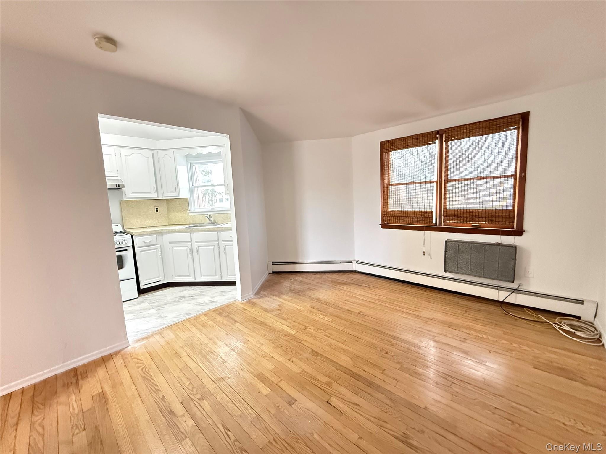 #9 photo, 157-54 20 Road, Куинс ‖ Whitestone , NY 11357