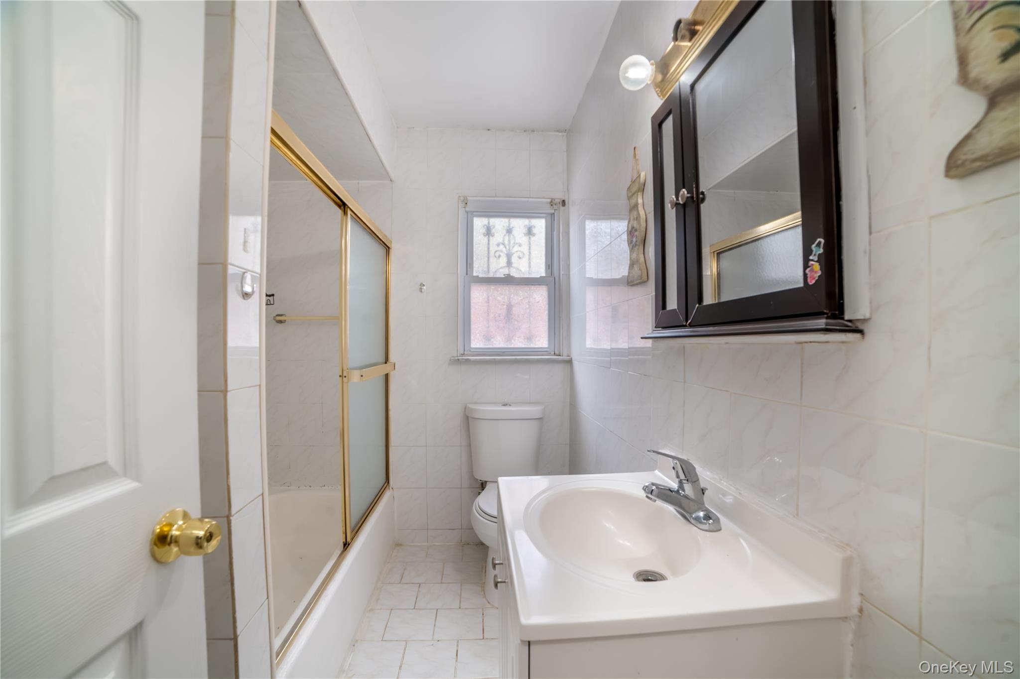 #14 photo, 88-05 Winchester Boulevard, Queens Village , NY 11427