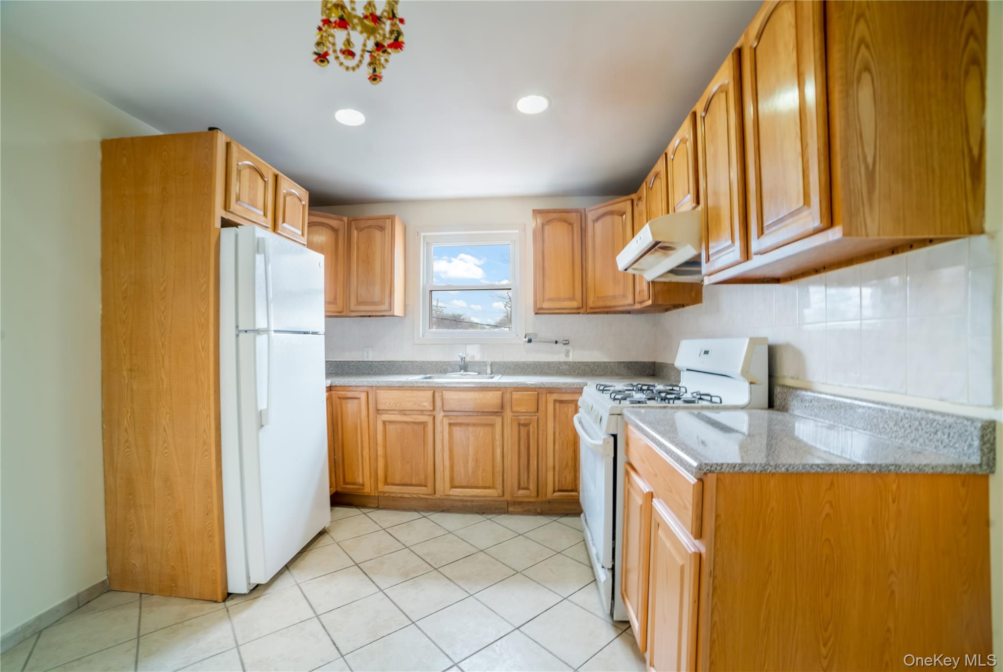 #16 photo, 88-05 Winchester Boulevard, Queens Village , NY 11427