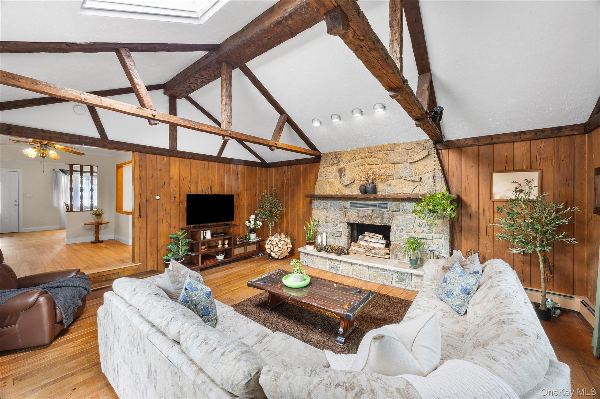 #17 photo, 88 Evans Avenue, নাসাউ কাউন্টি Albertson , NY 11507