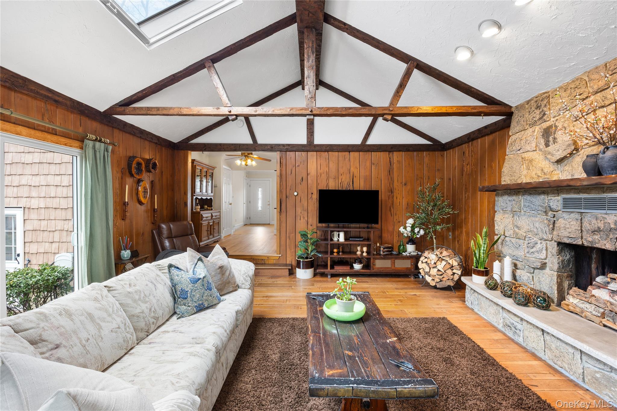 #18 photo, 88 Evans Avenue, নাসাউ কাউন্টি Albertson , NY 11507