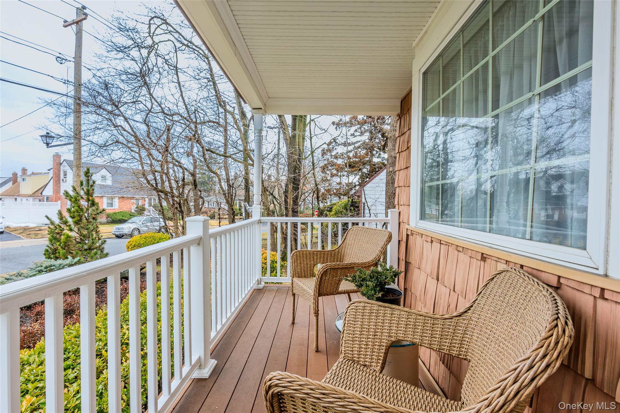 #3 photo, 88 Evans Avenue, নাসাউ কাউন্টি Albertson , NY 11507