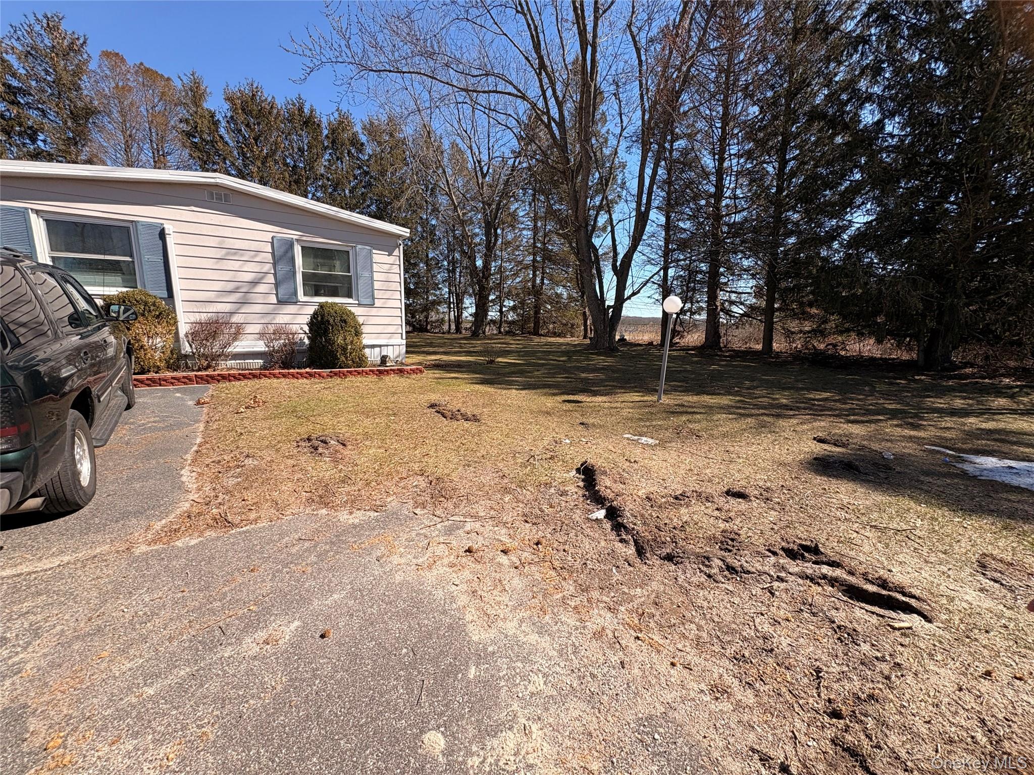 #2 photo, 703 Fresh Pond Avenue, מחוז סאפוק Calverton , NY 11933