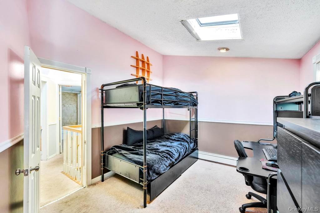 #17 photo, 80 Parkway Boulevard, מחוז סאפוק Ronkonkoma , NY 11779