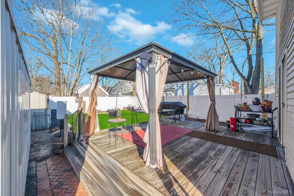 #19 photo, 80 Parkway Boulevard, מחוז סאפוק Ronkonkoma , NY 11779