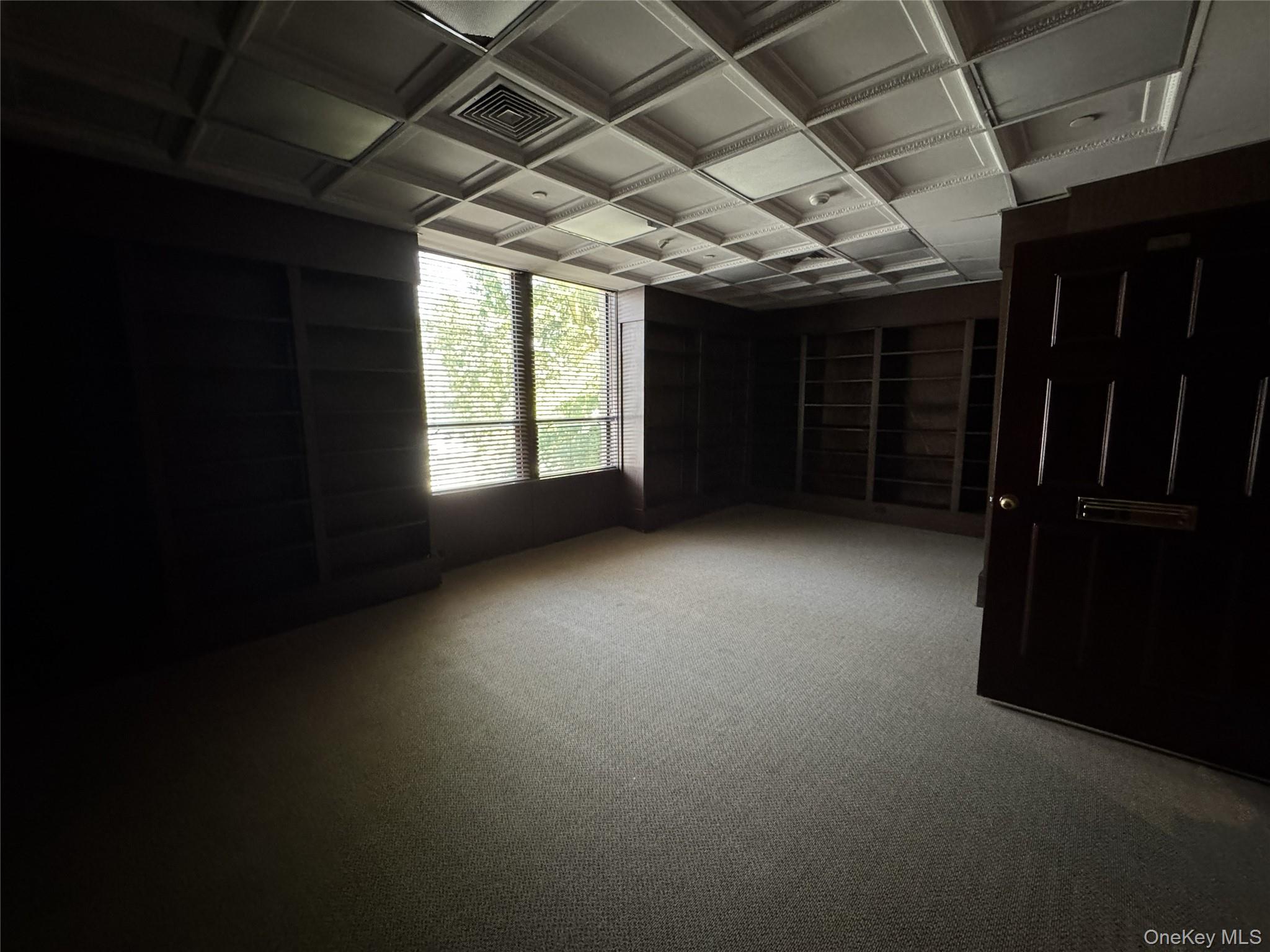 #11 photo, 175 E Shore Road, Нассау ‖ Great Neck , NY 11023