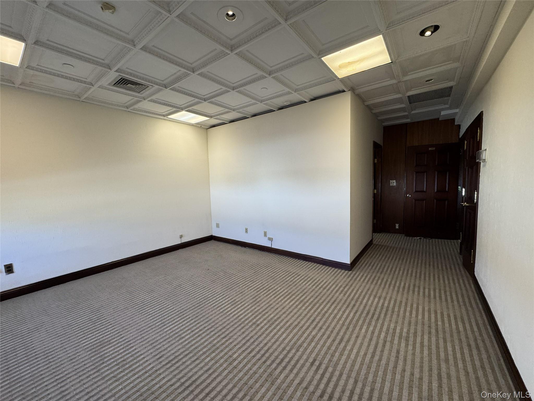 #12 photo, 175 E Shore Road, Нассау ‖ Great Neck , NY 11023