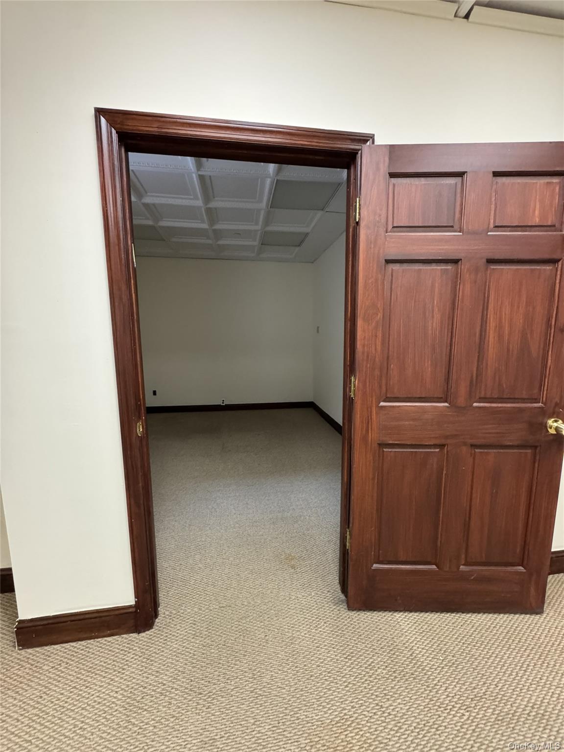 #4 photo, 175 E Shore Road, Нассау ‖ Great Neck , NY 11023