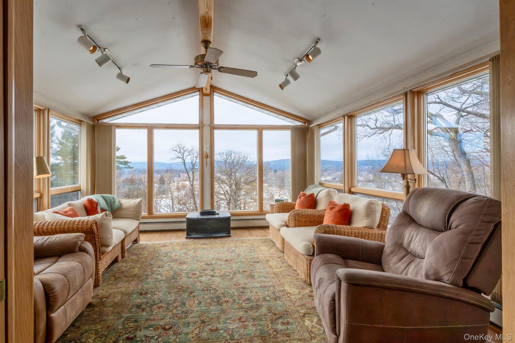 #19 photo, 101 Florence Street, Kingston , NY 12401