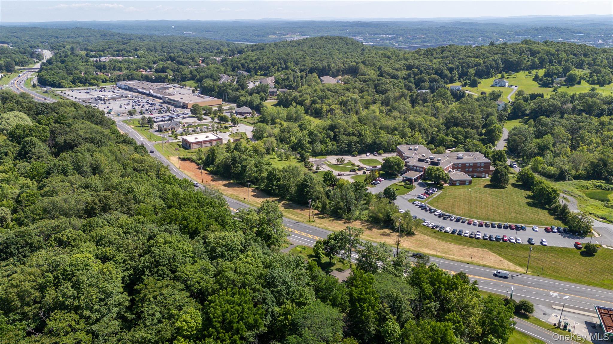 #11 photo, 3715-3725 US Highway 9w Route, Highland , NY 12528