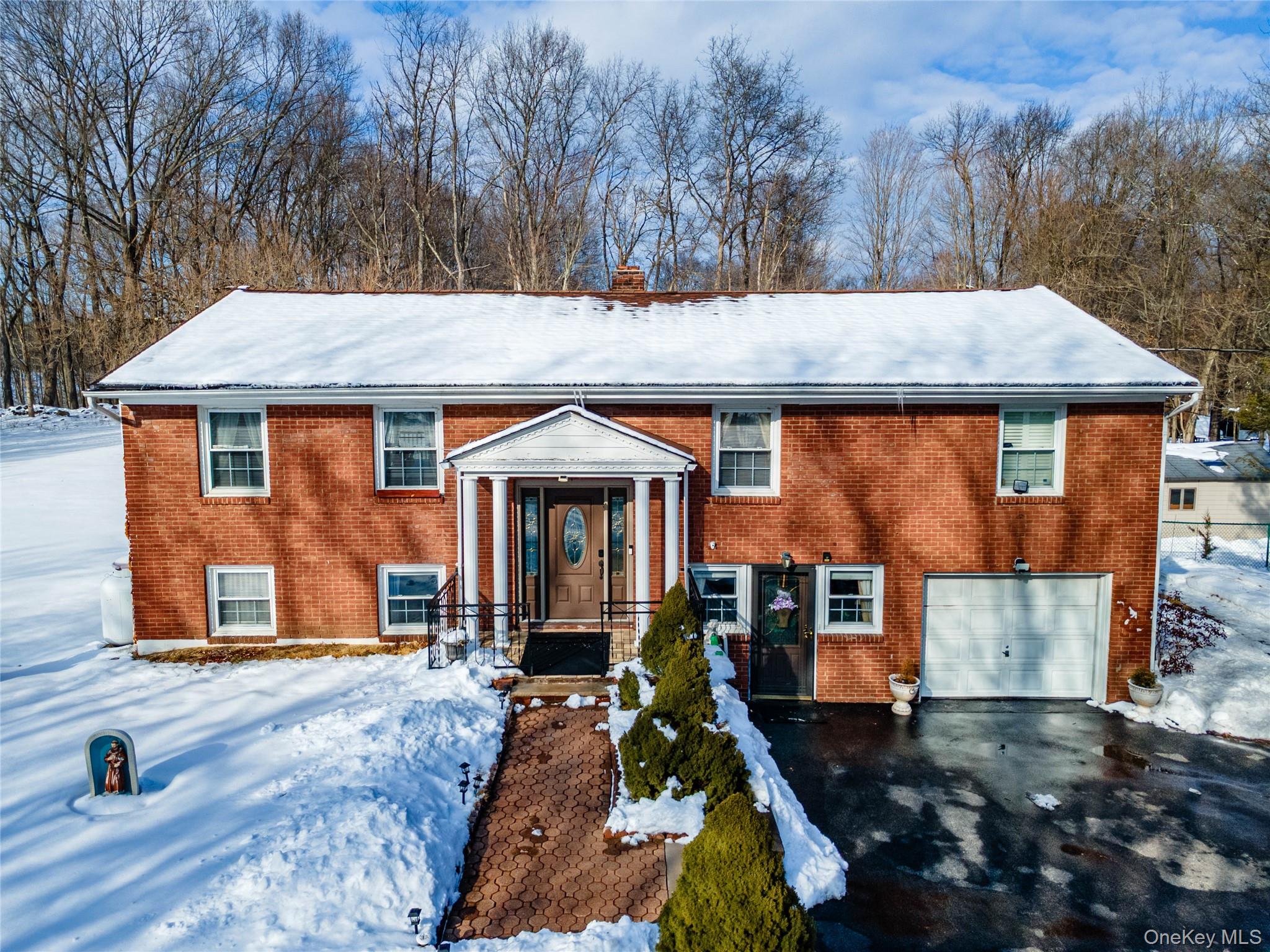 #1 photo, 2096 State Route 94, Salisbury Mills , NY 12577