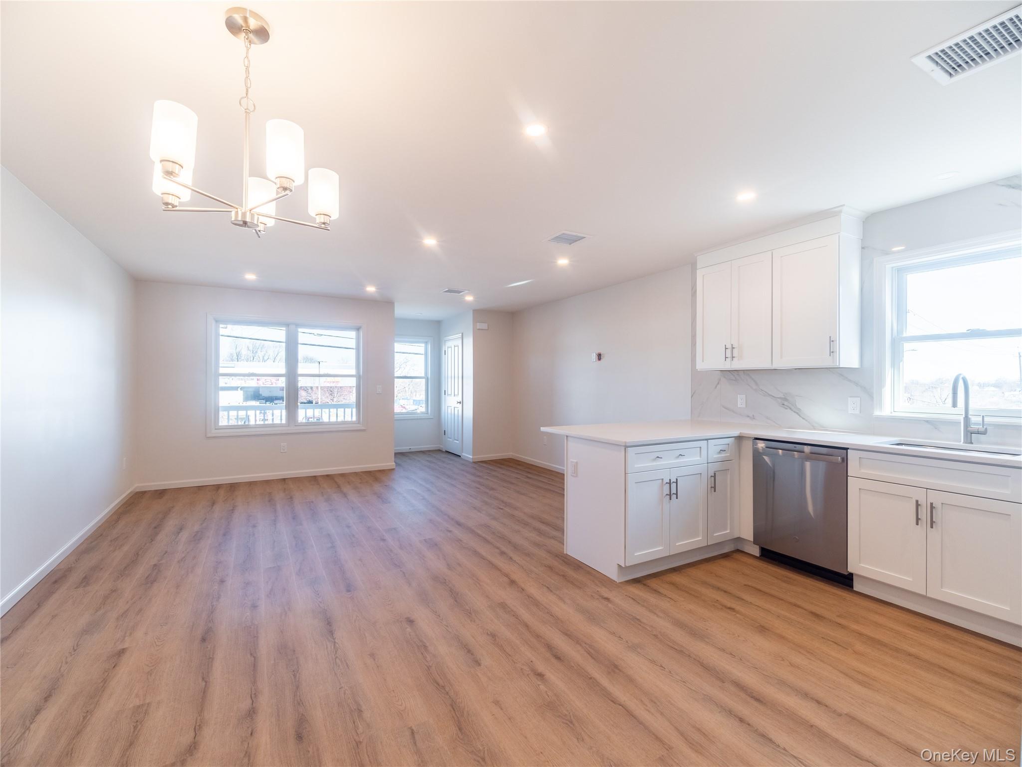 #8 photo, 306 South Regent street, Port Chester , NY 10573