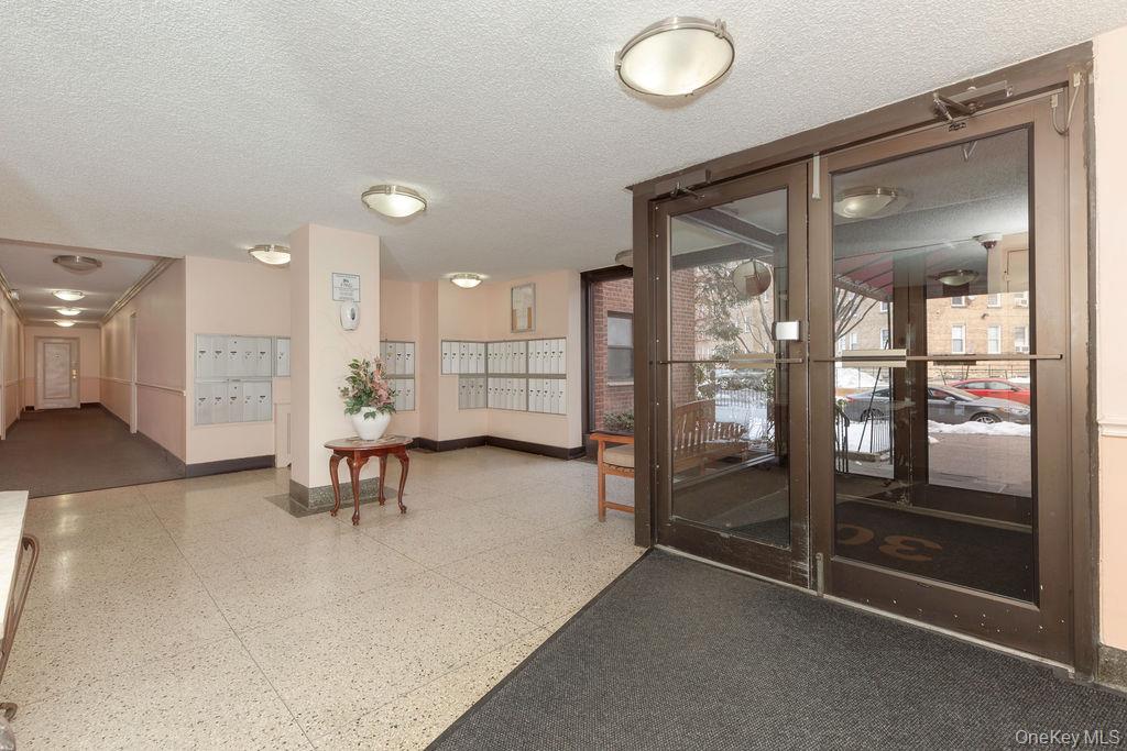 #3 photo, 30 Fleetwood Avenue, Mount Vernon , NY 10552