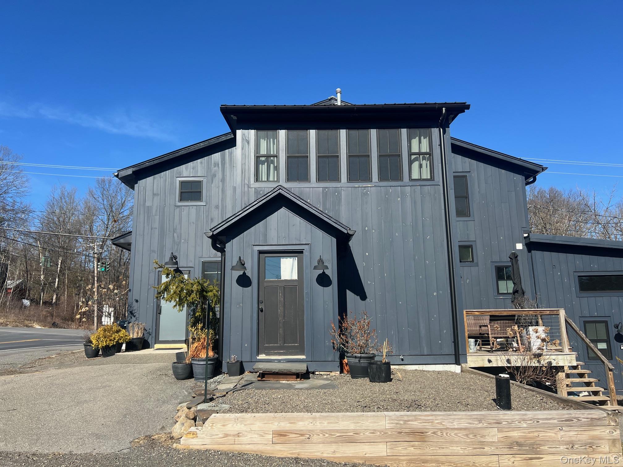 #1 photo, 2303 Lucas Turnpike, High Falls , NY 12440