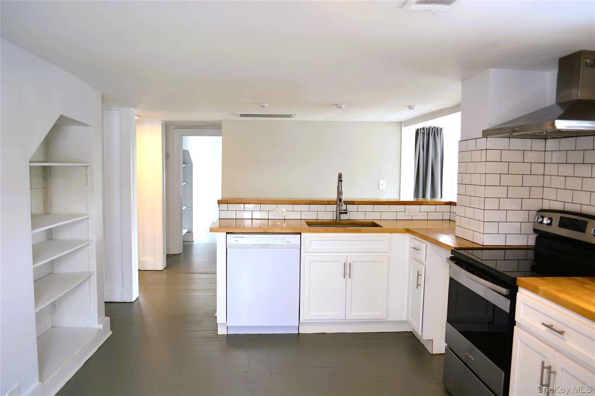 #11 photo, 2303 Lucas Turnpike, High Falls , NY 12440