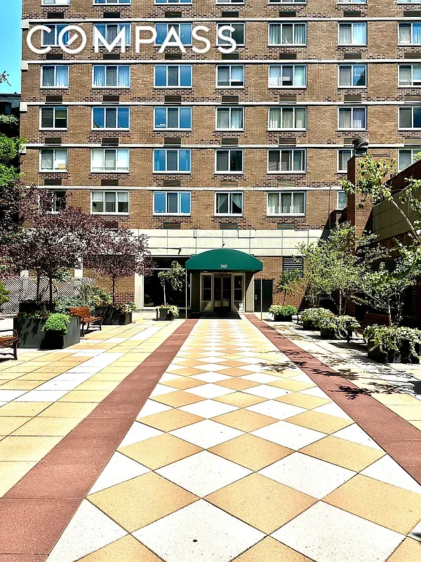 #10 photo, New York City, Upper East Side , NY 10128