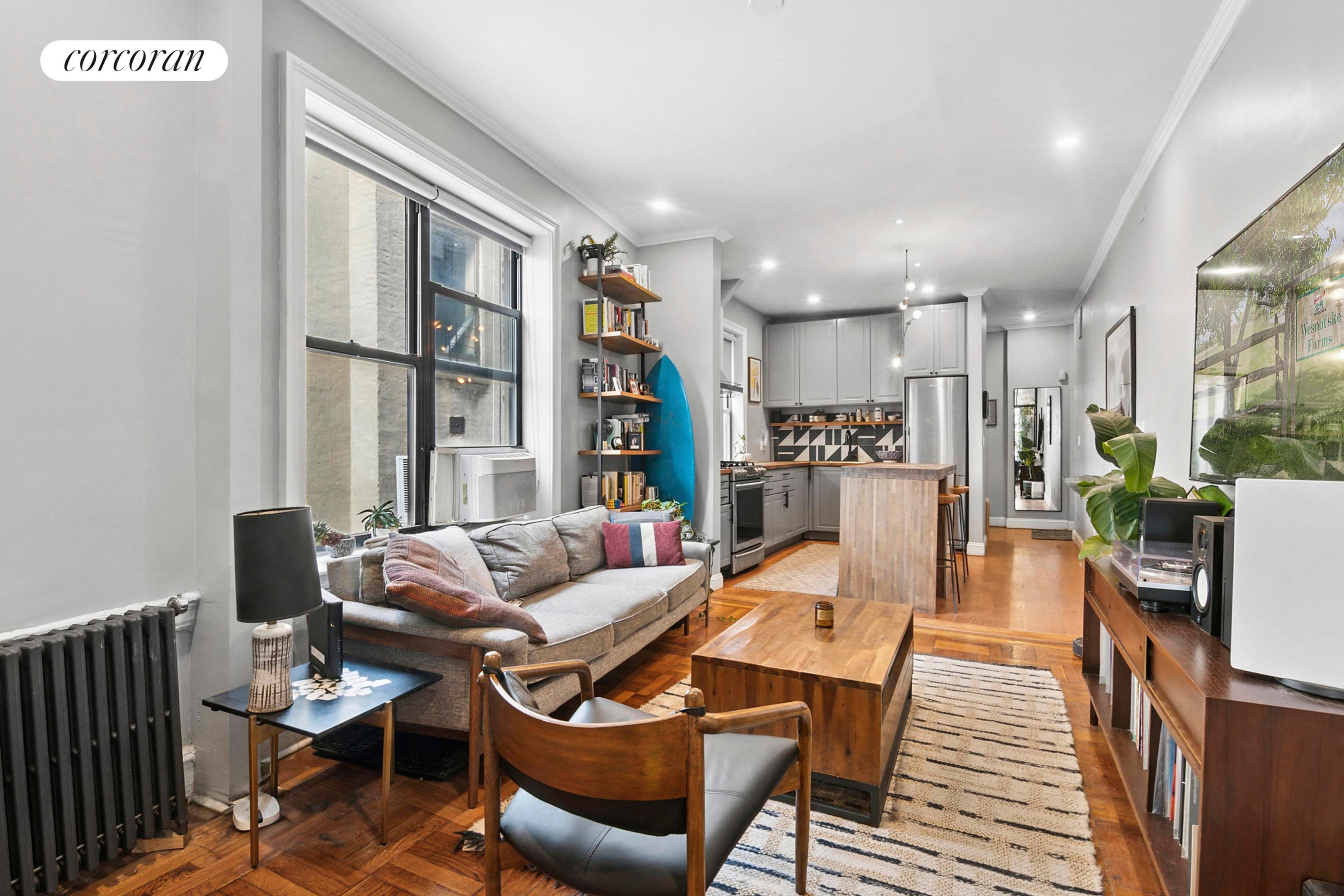 #3 photo, 952 St Marks Avenue, ब्रुकलीन Crown Heights , NY 11213