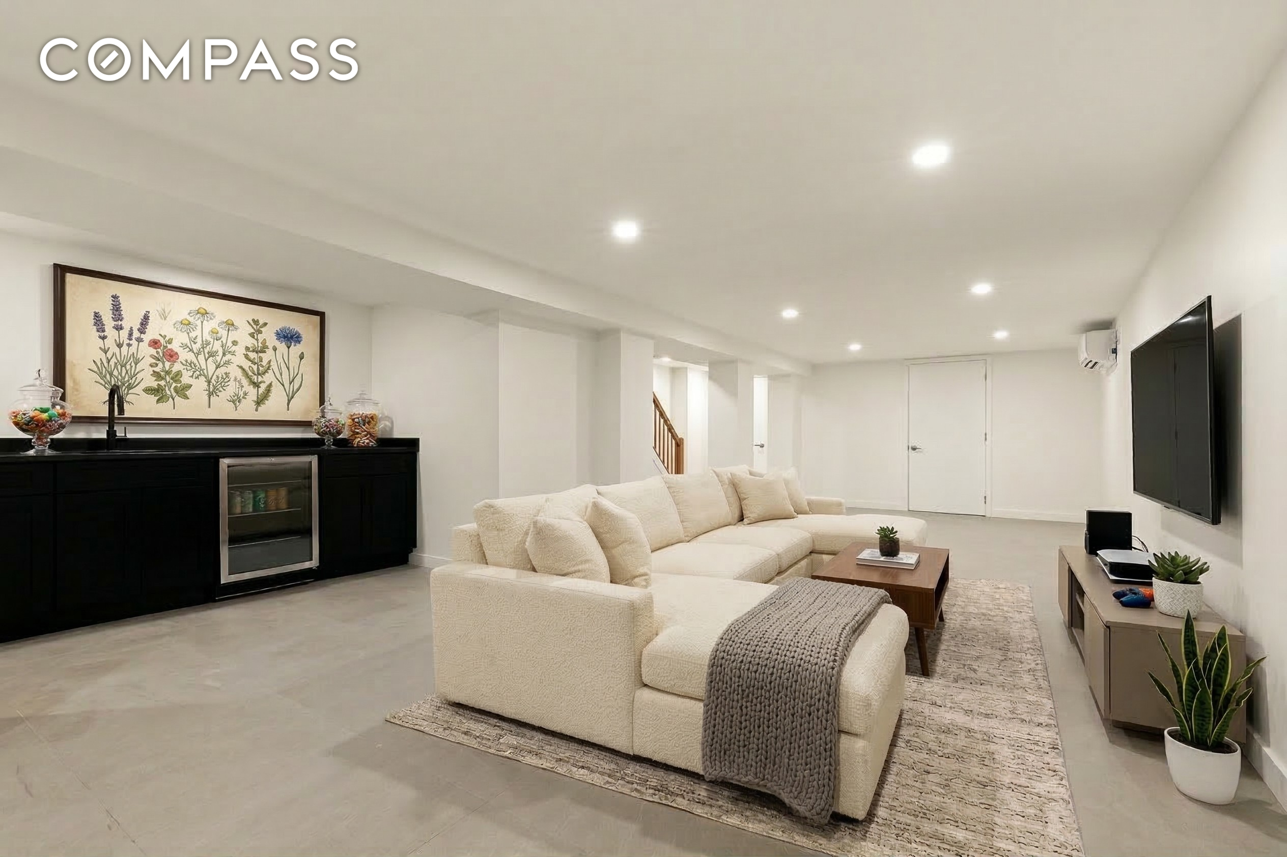 #11 photo, 582 Quincy Street, ब्रुकलीन Bedford-Stuyvesant , NY 11221