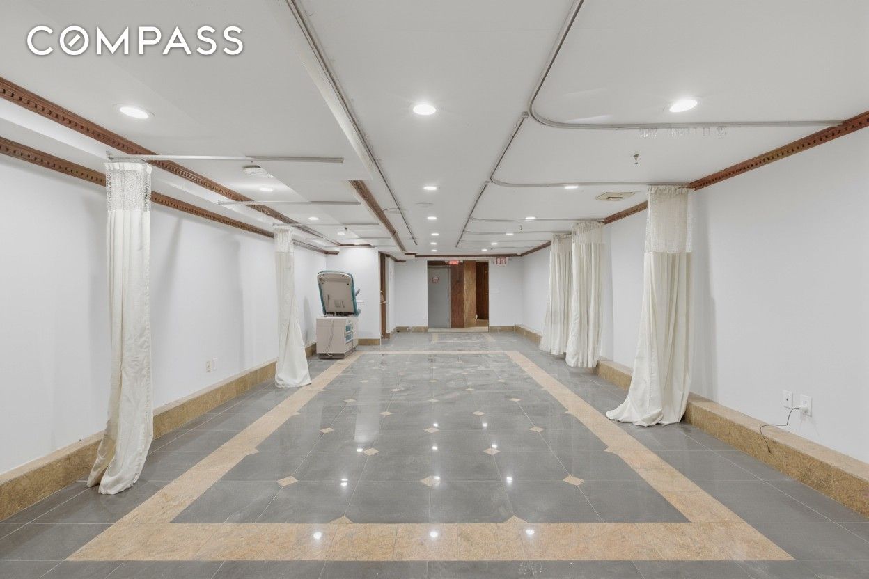 #12 photo, 5203-5207 Church Avenue, Бруклин ‖ East Flatbush , NY 11203