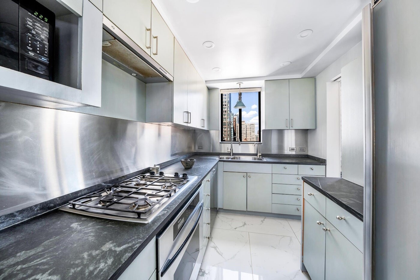 #6 photo, 309 E 49TH Street, مانهاتن Turtle Bay , NY 10017