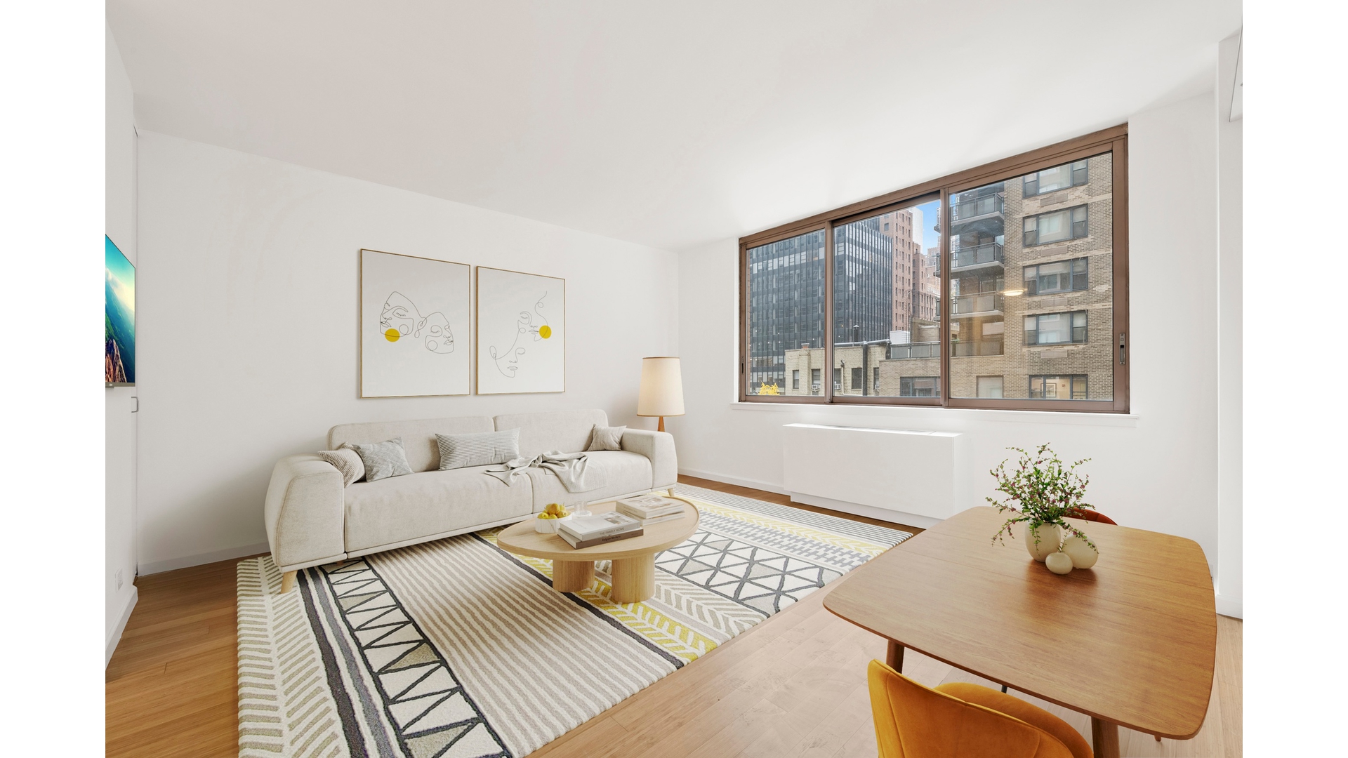 #1 photo, 235 E 40TH Street, मैनहटन Murray Hill , NY 10016