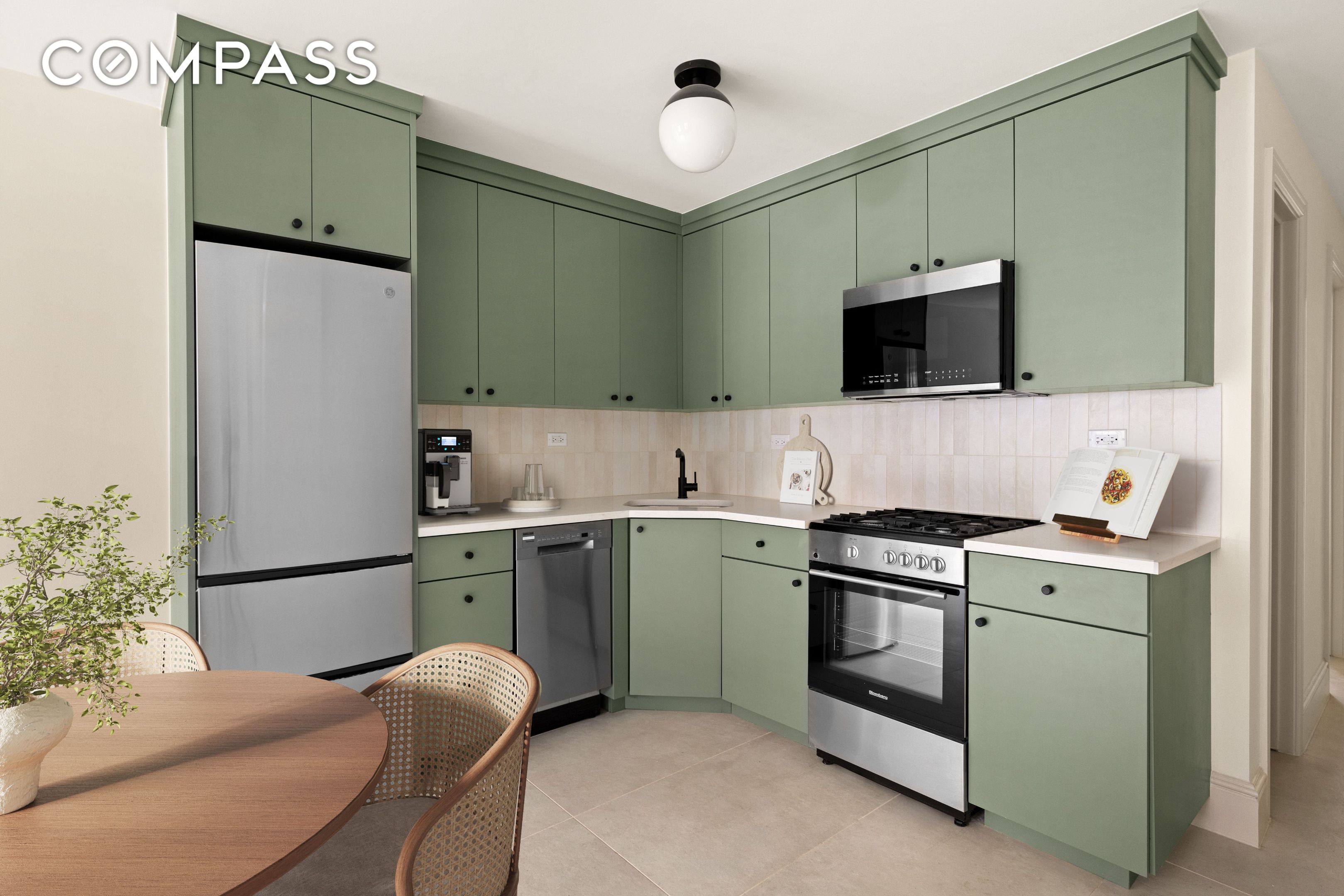 #4 photo, 599 Macon Street, Bedford-Stuyvesant , NY 11233