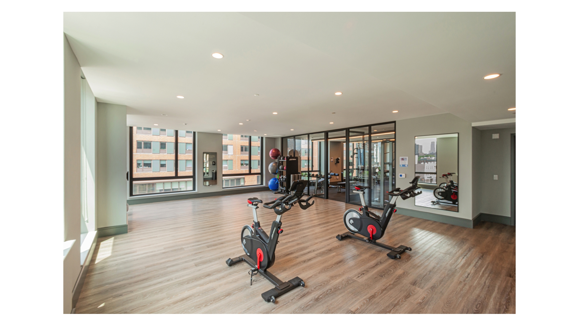 #15 photo, 2319 3RD Avenue, 曼哈顿 东哈莱姆区 East Harlem , NY 10035