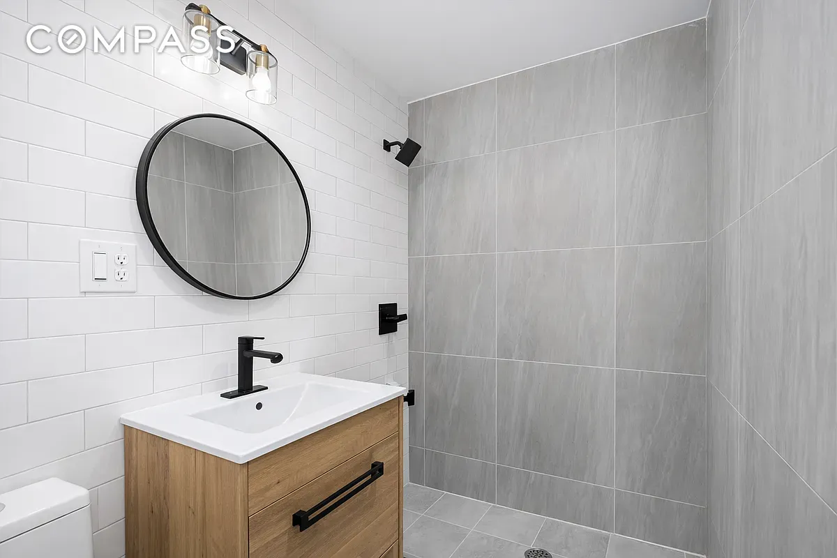 #8 photo, Brooklyn, Bushwick , NY 11207