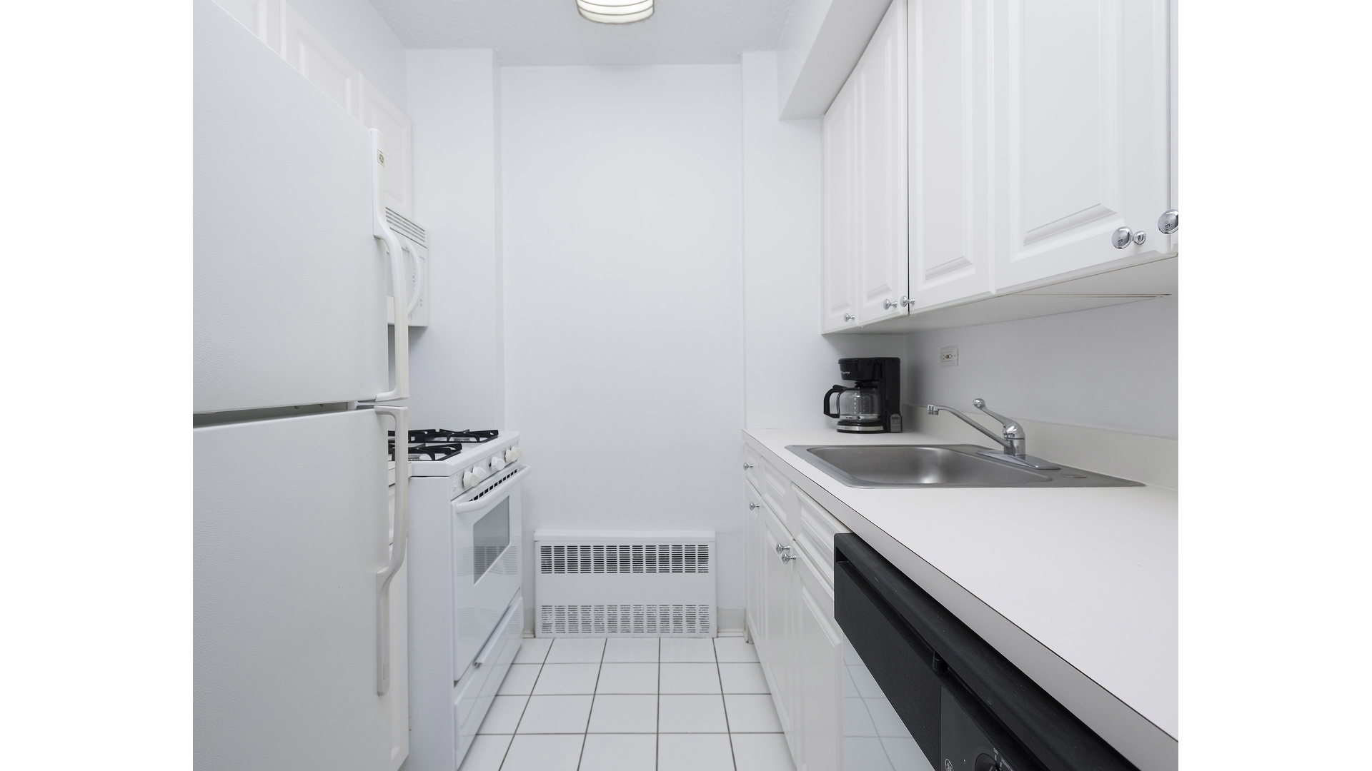 #3 photo, 230 W 55TH Street, मैनहटन Midtown , NY 10019