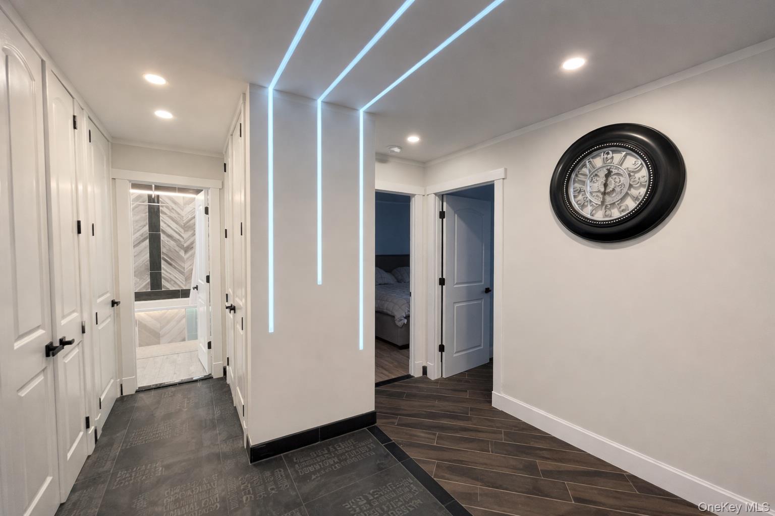 #6 photo, 7252 Metropolitan Avenue, Middle Village , NY 11379