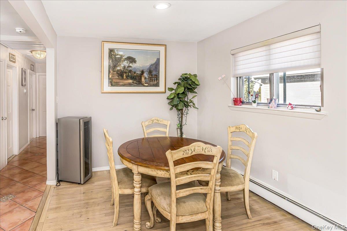 #8 photo, 85 Unqua Road, Нассау ‖ Massapequa , NY 11758