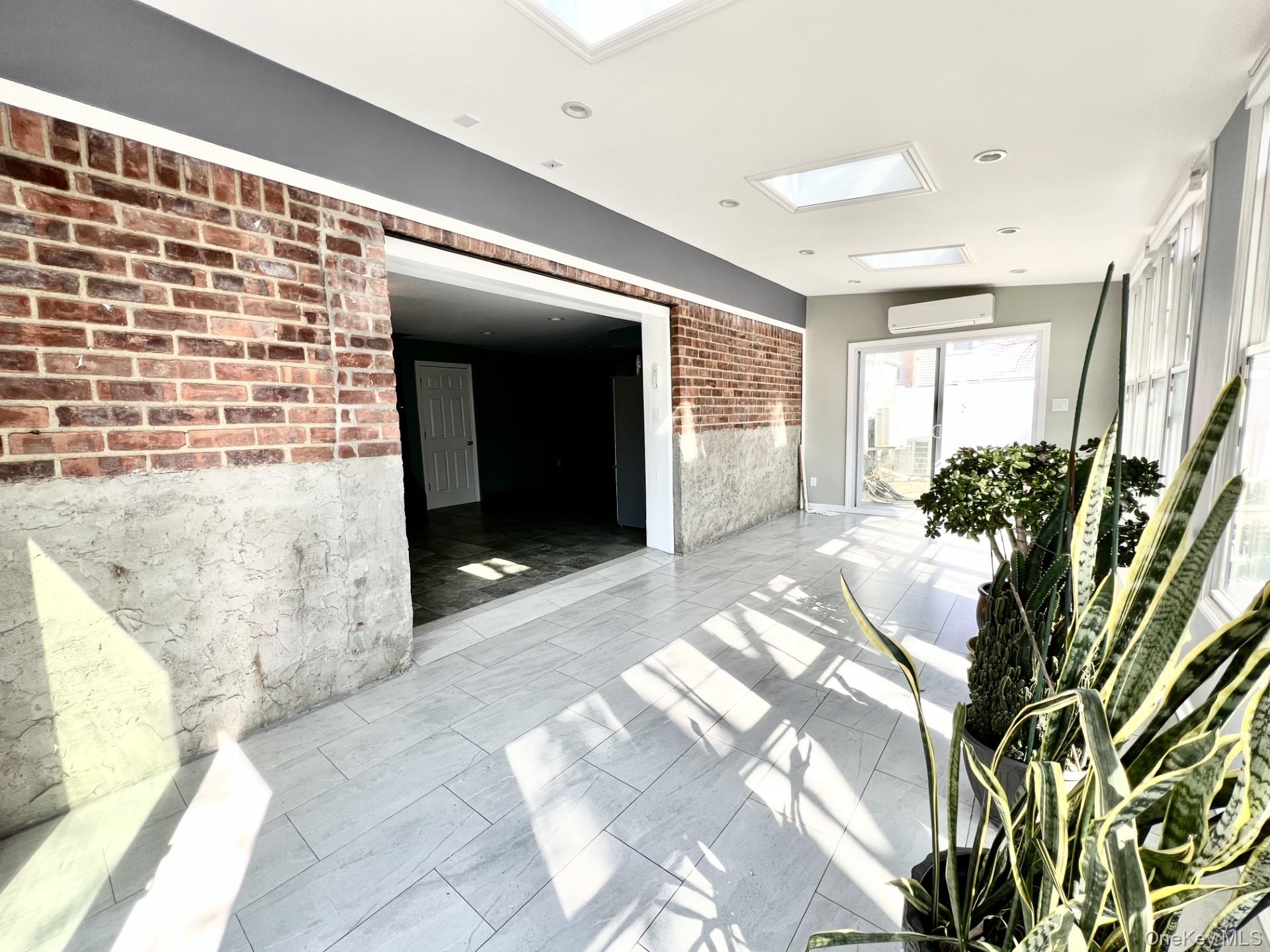 #13 photo, 44 Bruce Lane, Westbury , NY 11590