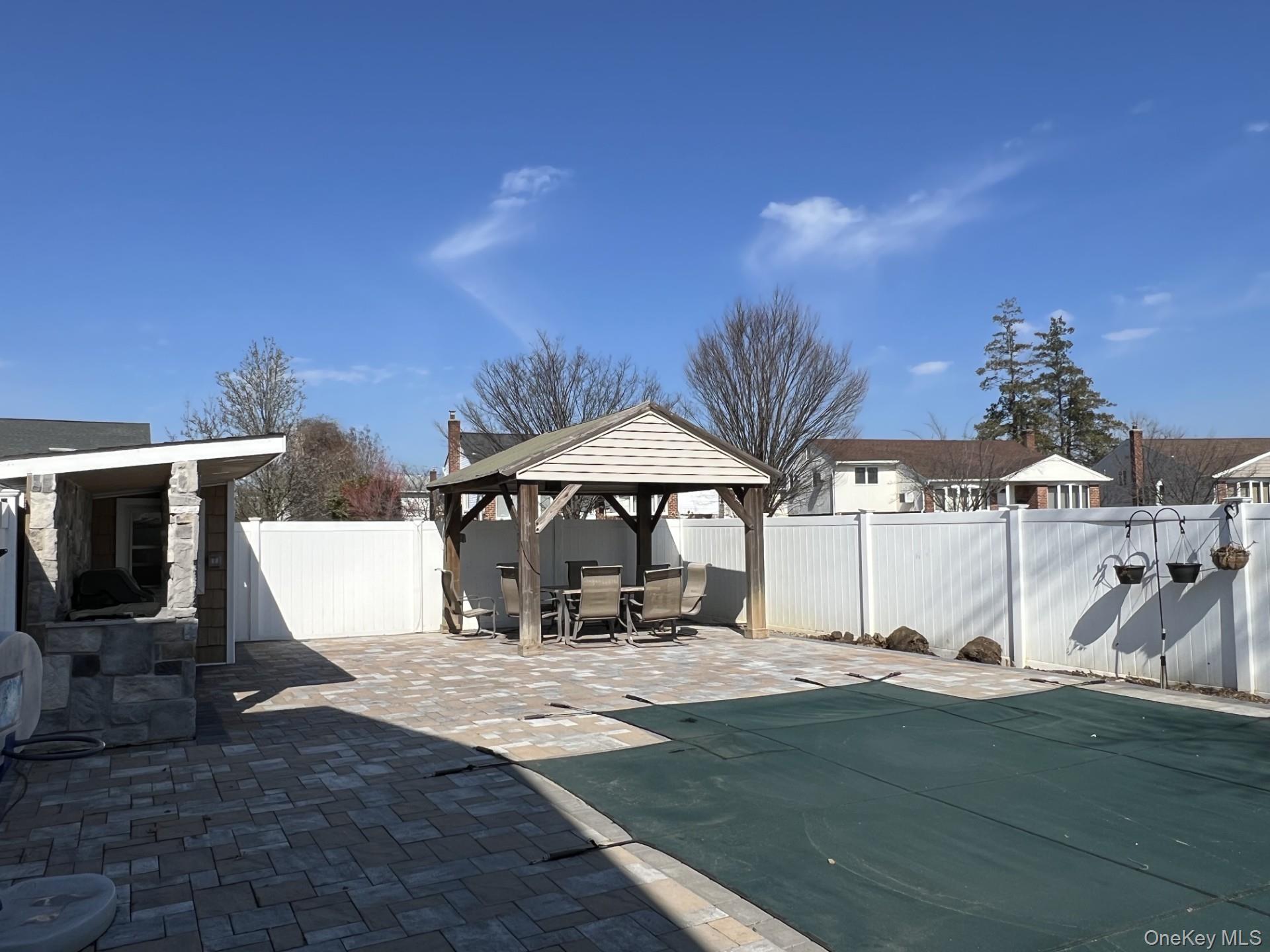 #19 photo, 44 Bruce Lane, Westbury , NY 11590