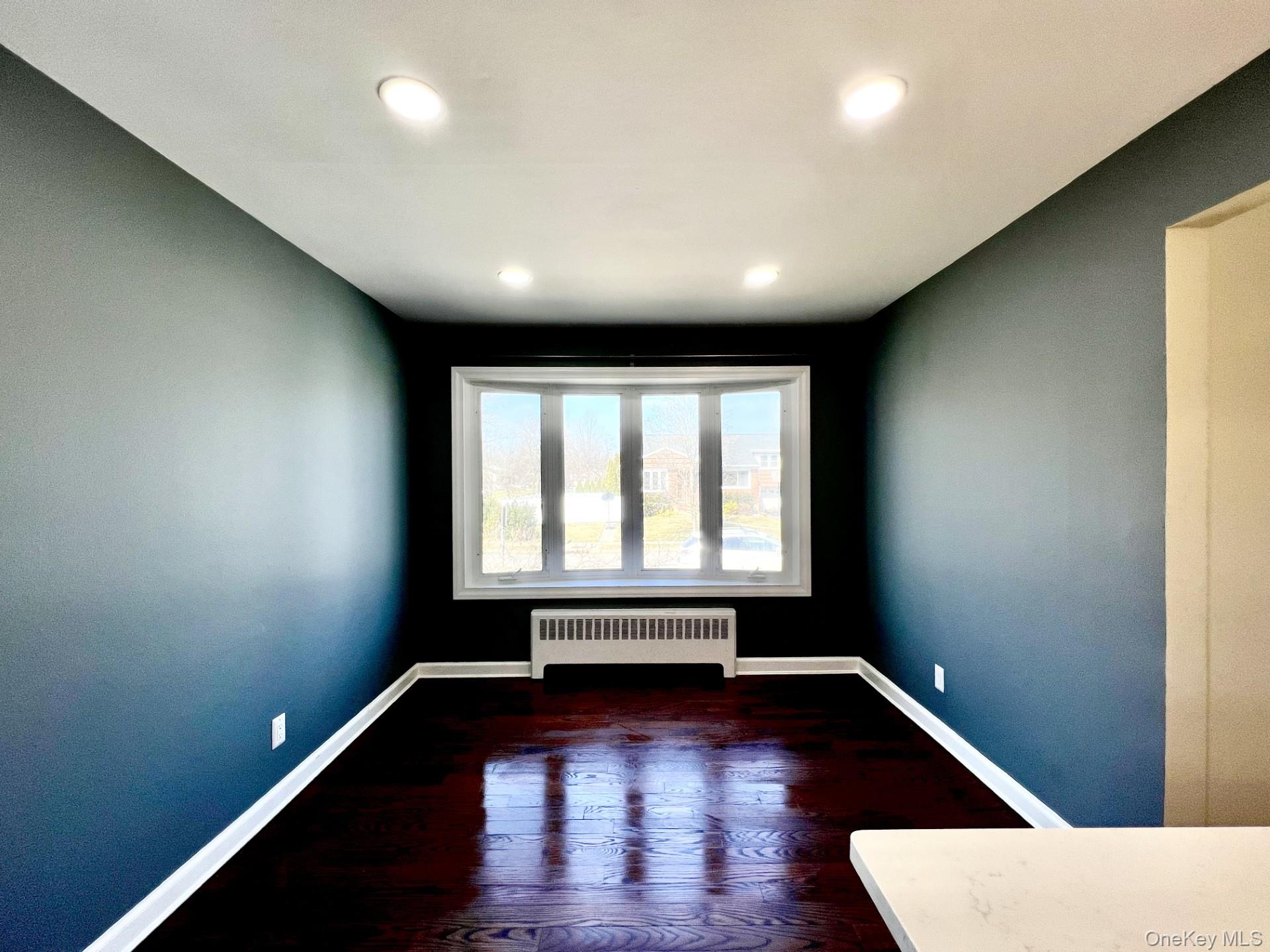 #6 photo, 44 Bruce Lane, নাসাউ কাউন্টি Westbury , NY 11590