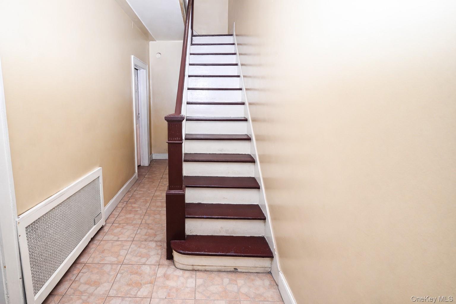 #5 photo, 350 Grant Avenue, Brooklyn , NY 11208