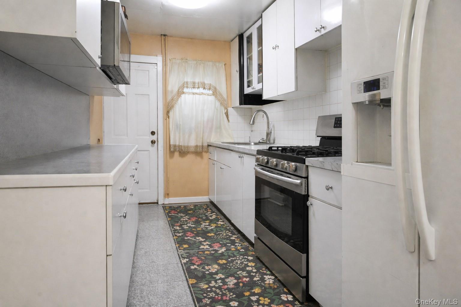 #8 photo, 350 Grant Avenue, Brooklyn , NY 11208