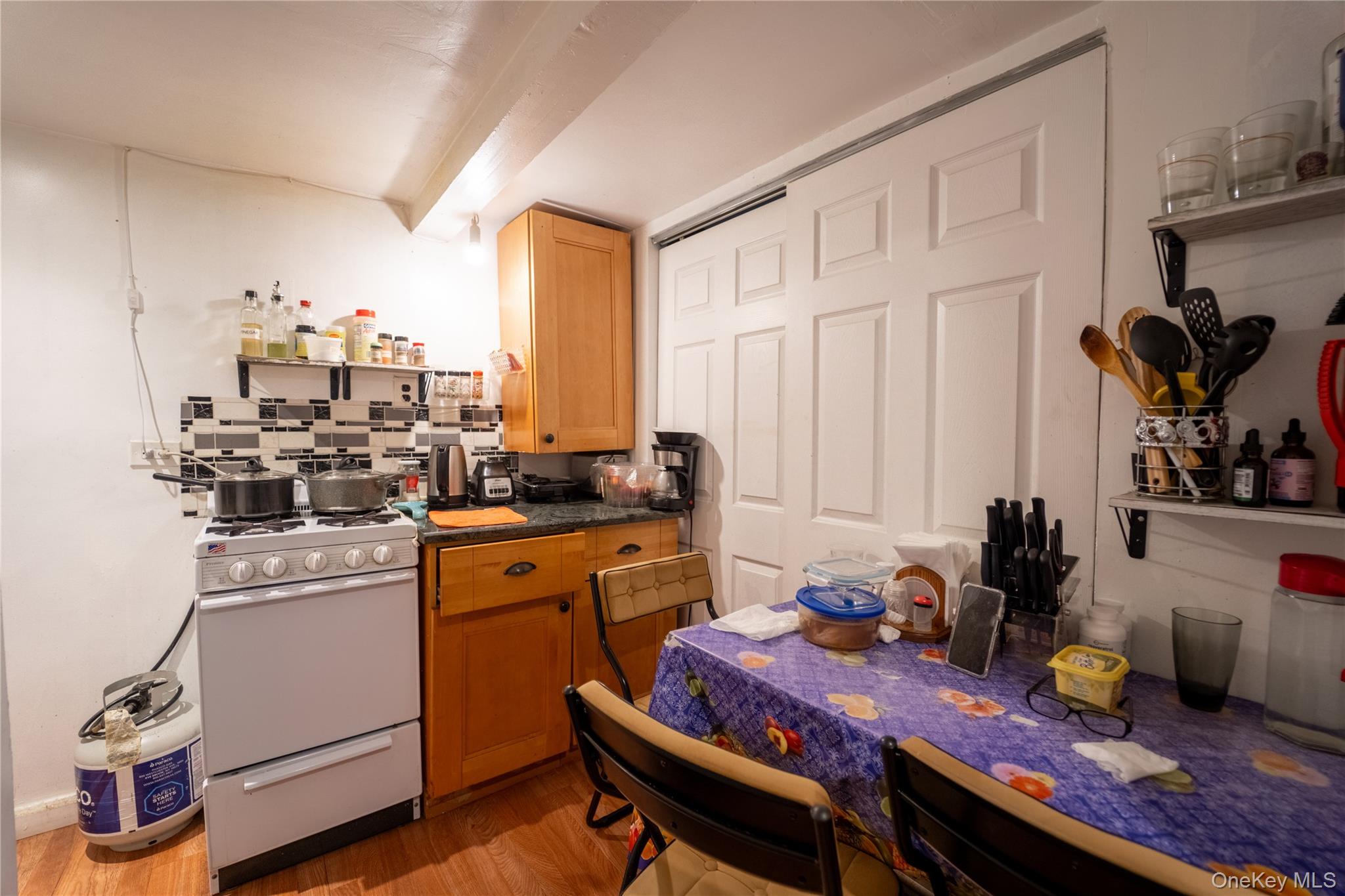 #18 photo, 95-11 238th Street, Нассау ‖ Floral Park , NY 11001