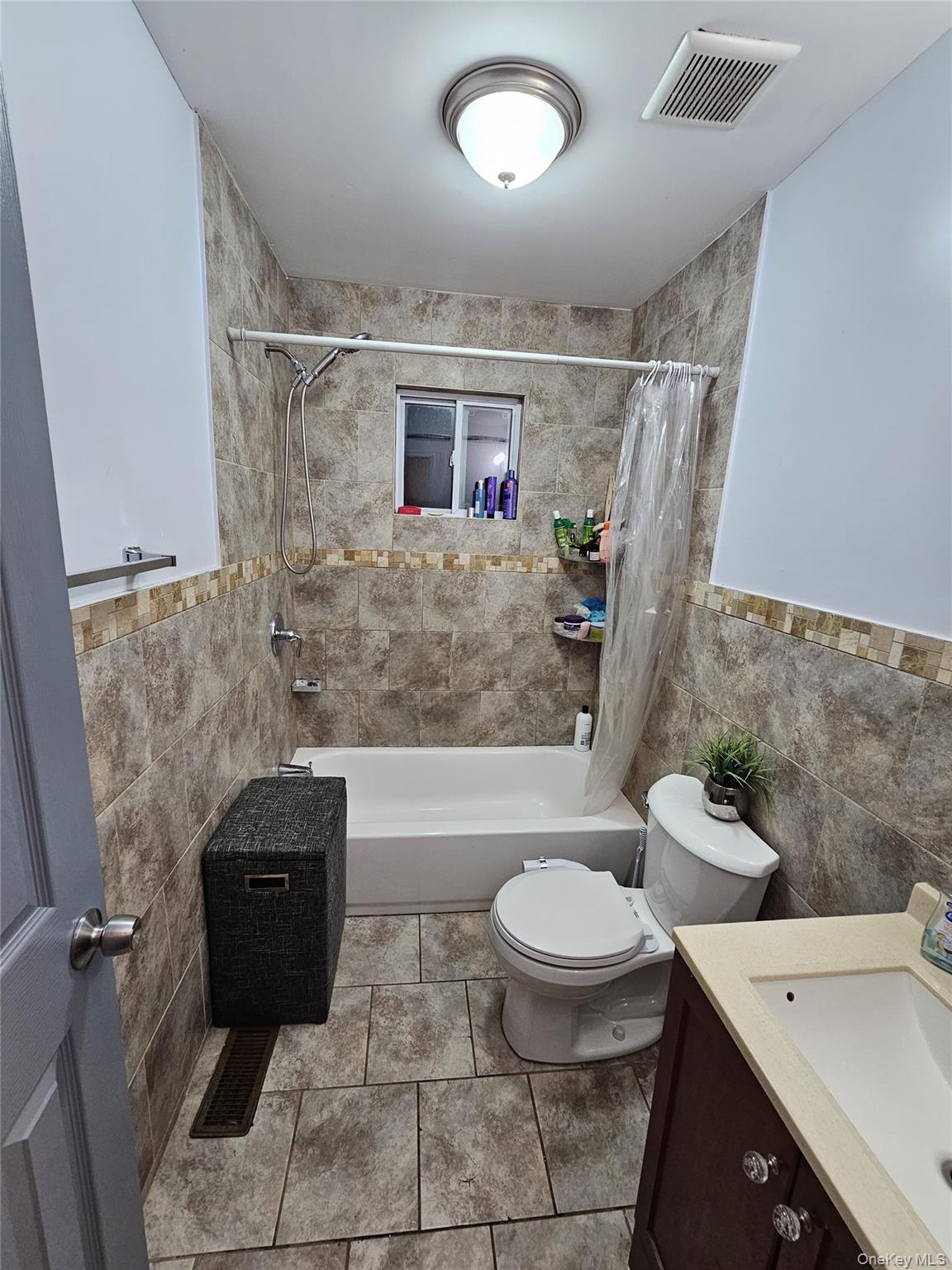 #5 photo, 11 Jefferson Street, সাফোক কাউন্টি Copiague , NY 11726