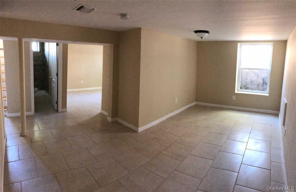 #8 photo, 11 Jefferson Street, সাফোক কাউন্টি Copiague , NY 11726