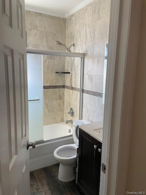 #4 photo, 26 E Hawthorne Avenue, Valley Stream , NY 11580