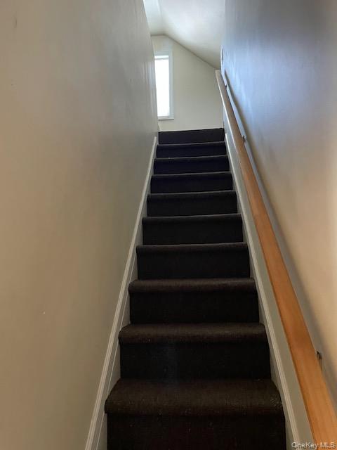 #6 photo, 26 E Hawthorne Avenue, Valley Stream , NY 11580