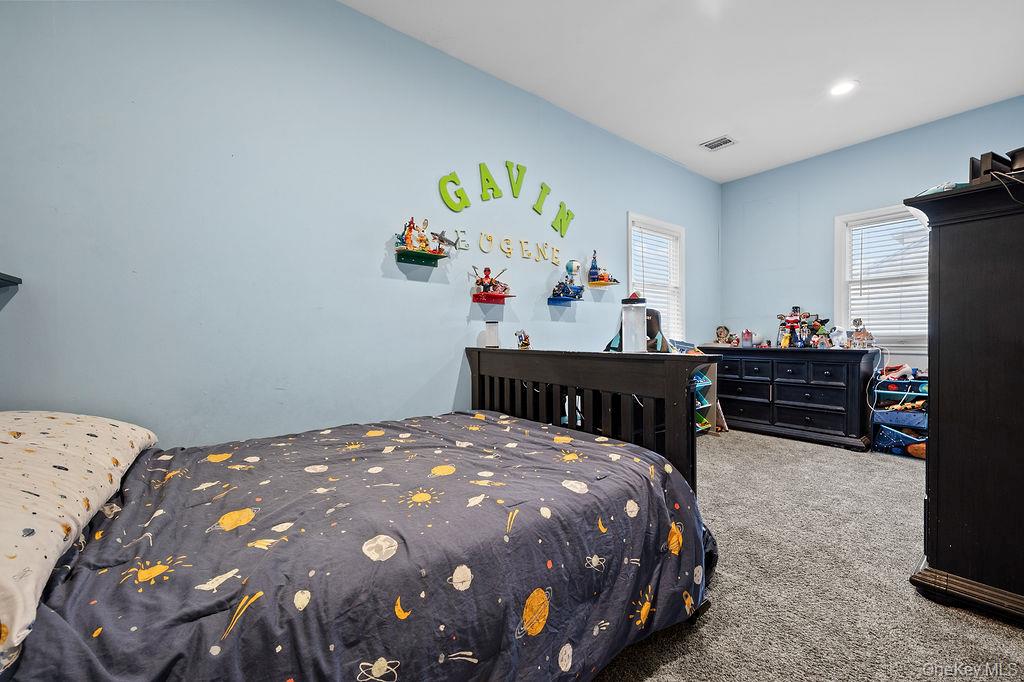 #15 photo, 3665 Ionia Street, Seaford , NY 11783