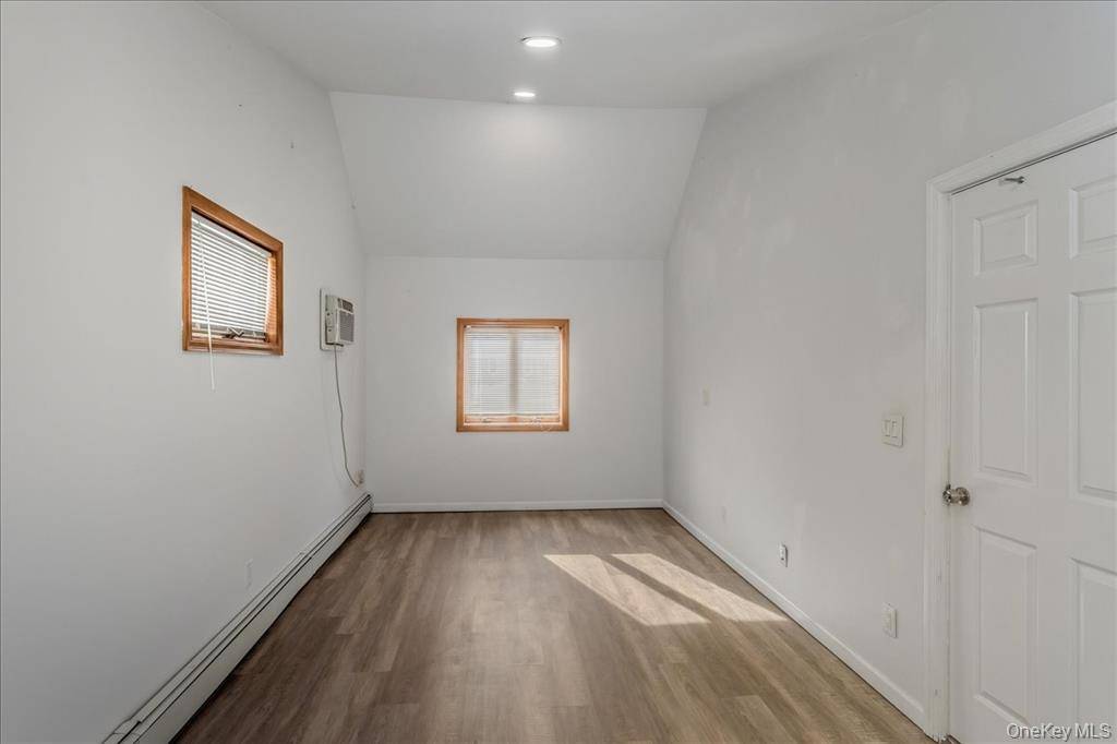 #11 photo, 2287  7th Street, East Meadow , NY 11554