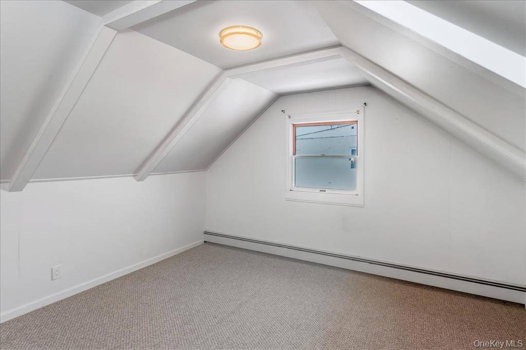 #17 photo, 2287  7th Street, East Meadow , NY 11554