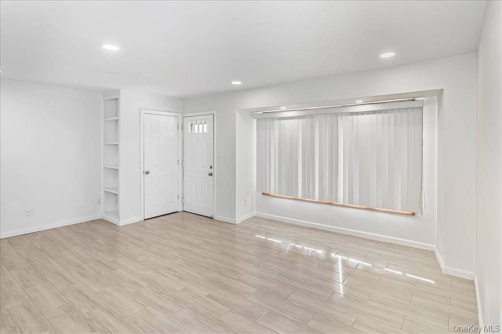 #4 photo, 2287  7th Street, East Meadow , NY 11554