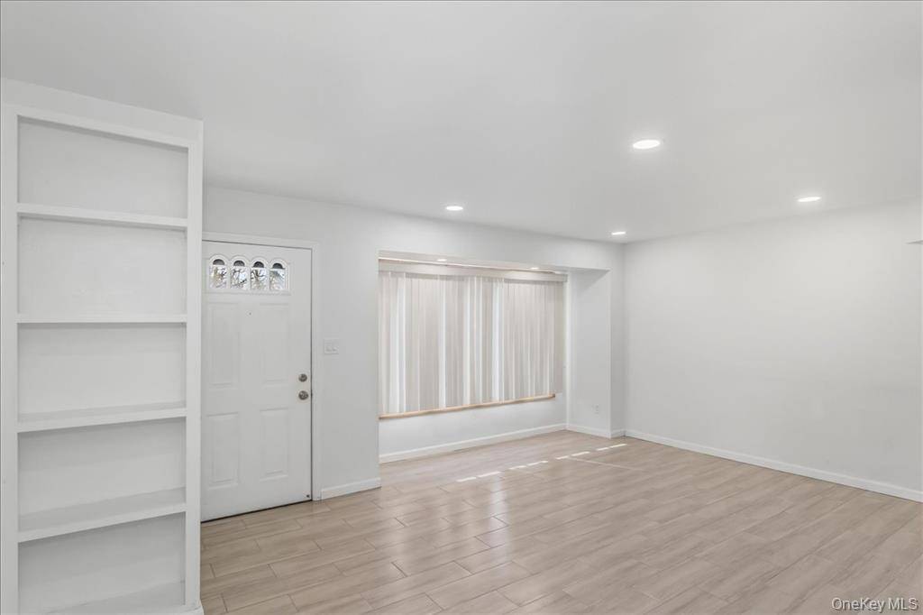 #5 photo, 2287  7th Street, East Meadow , NY 11554