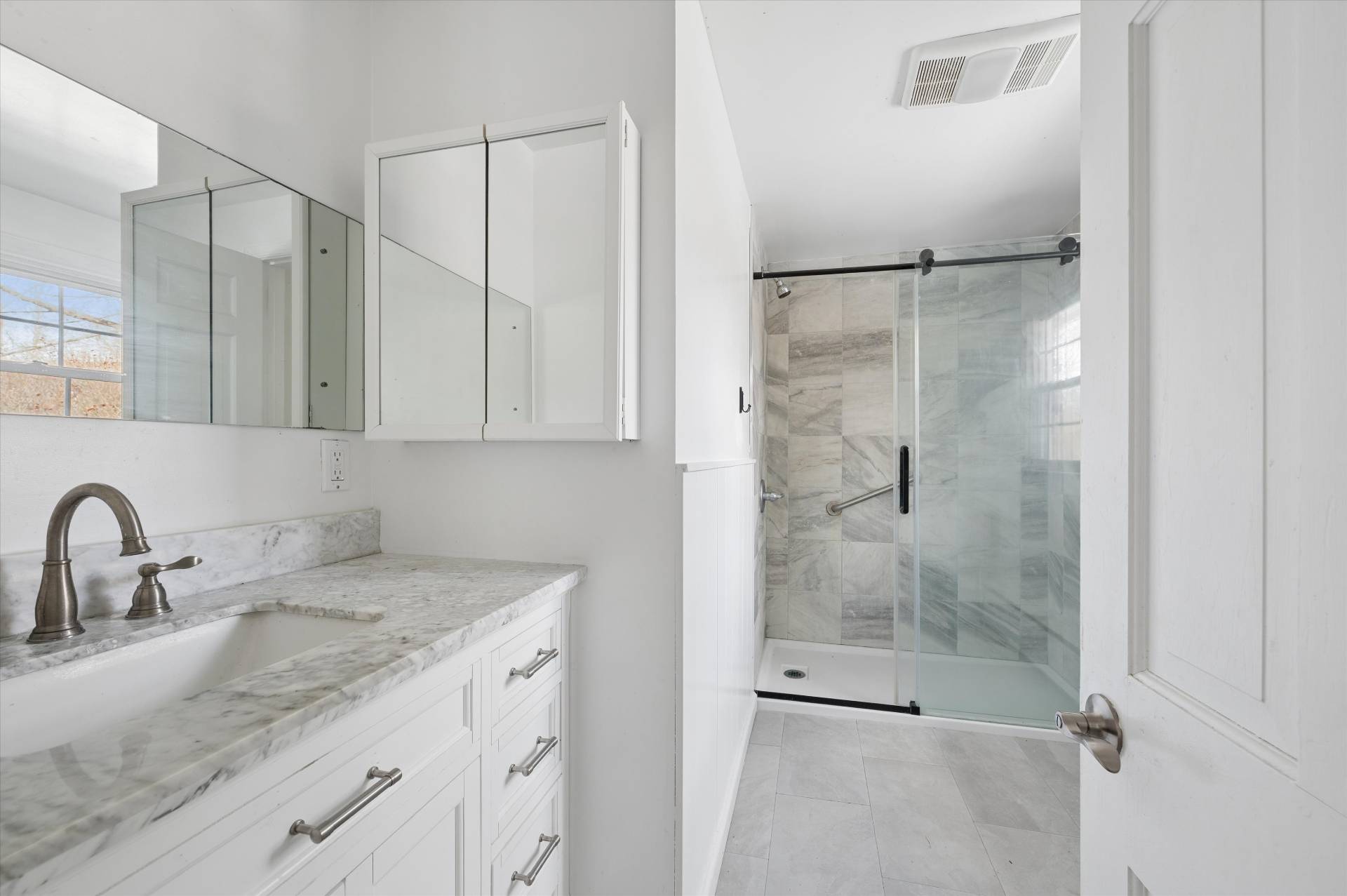 #14 photo, 29D Squiretown Road, Hampton Bays , NY 11946