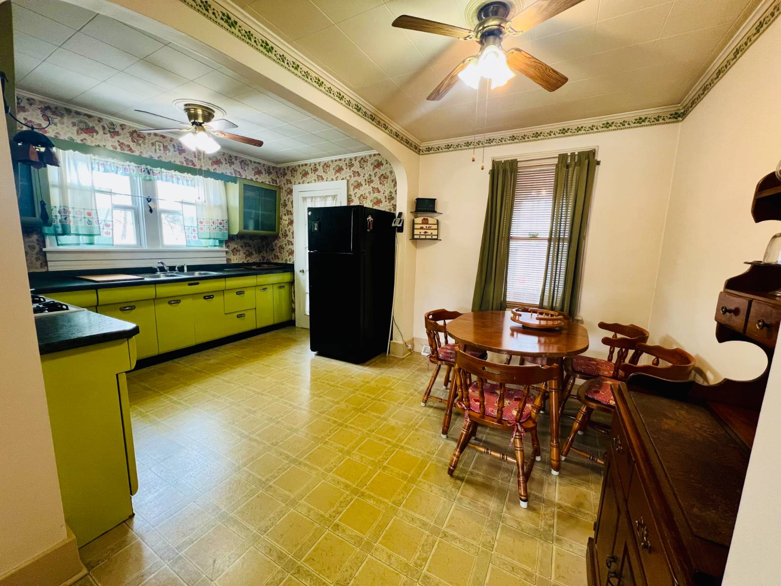 #11 photo, 79 Evelyn Avenue, Amsterdam , NY 12010