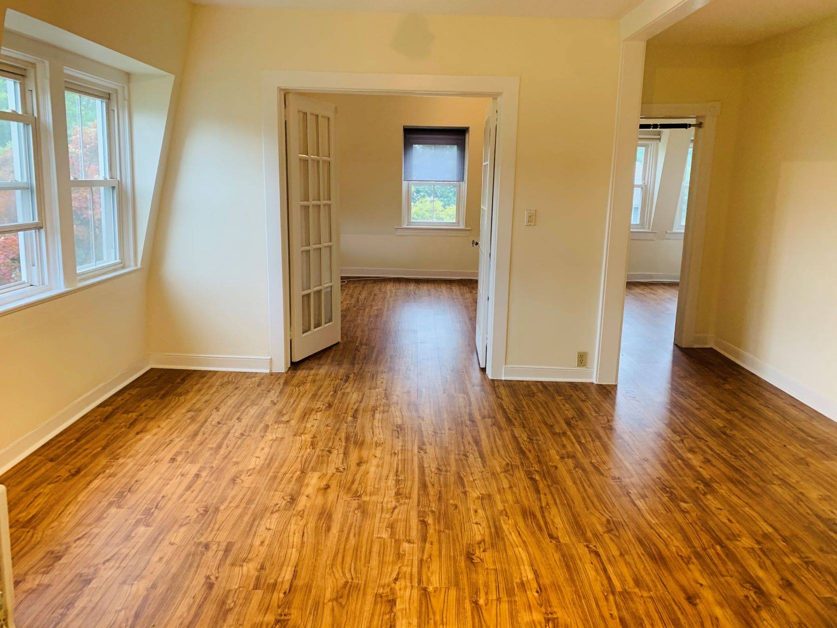 #4 photo, 145 Carpenter Av, #5, Sea Cliff , NY 11579