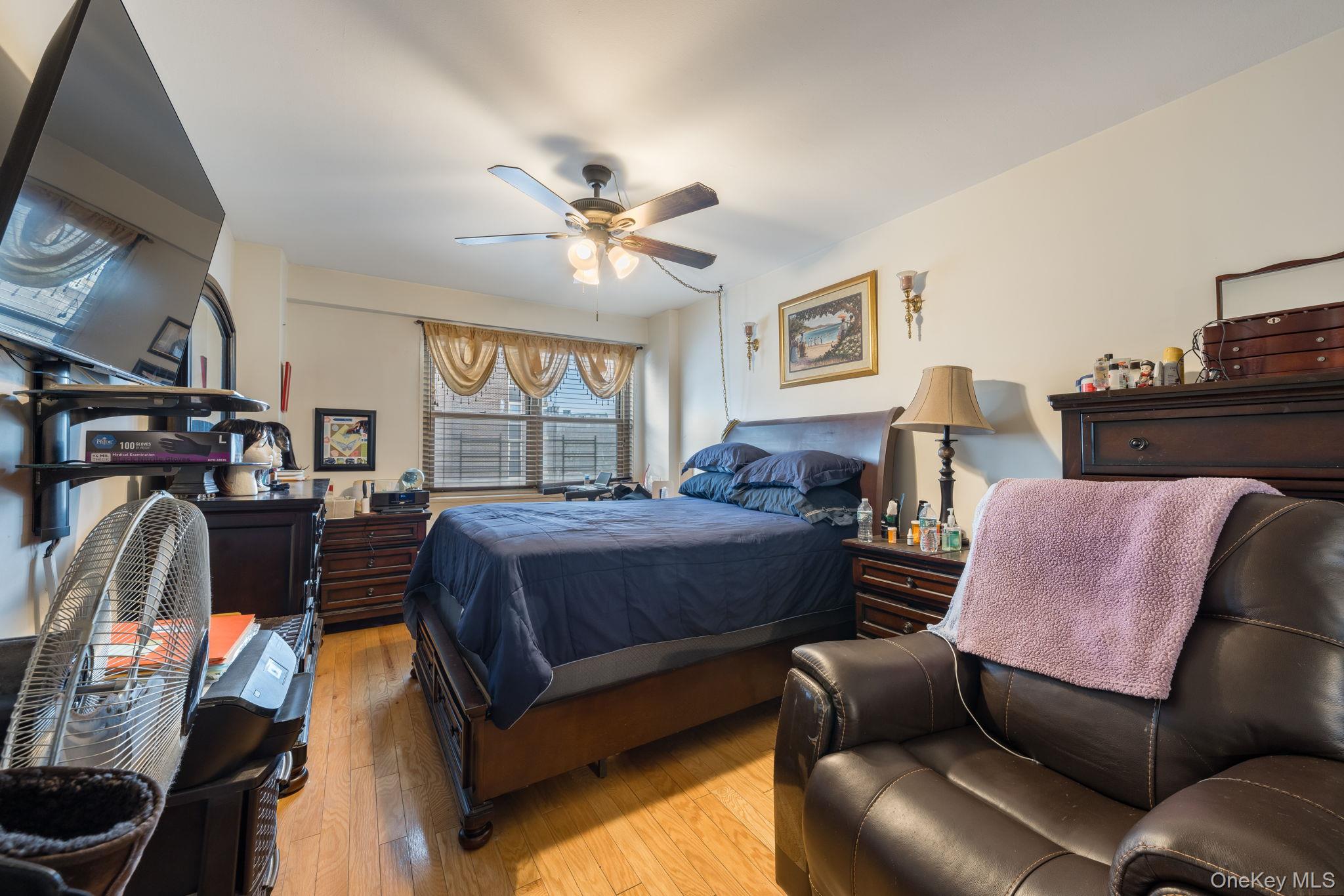 #13 photo, 12205 Flatlands Avenue, Brooklyn , NY 11207